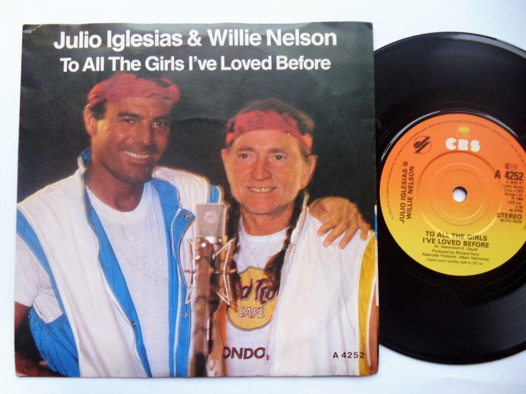 Julio Iglesias To All The Girls I've Loved Before 7" CBS A4252 EX/EX 1984 picture sleeve