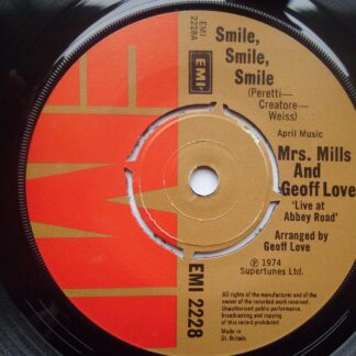 Mrs Mills & Geoff Love Smile Smile Smile 7" EMI EMI2228 EX 1974