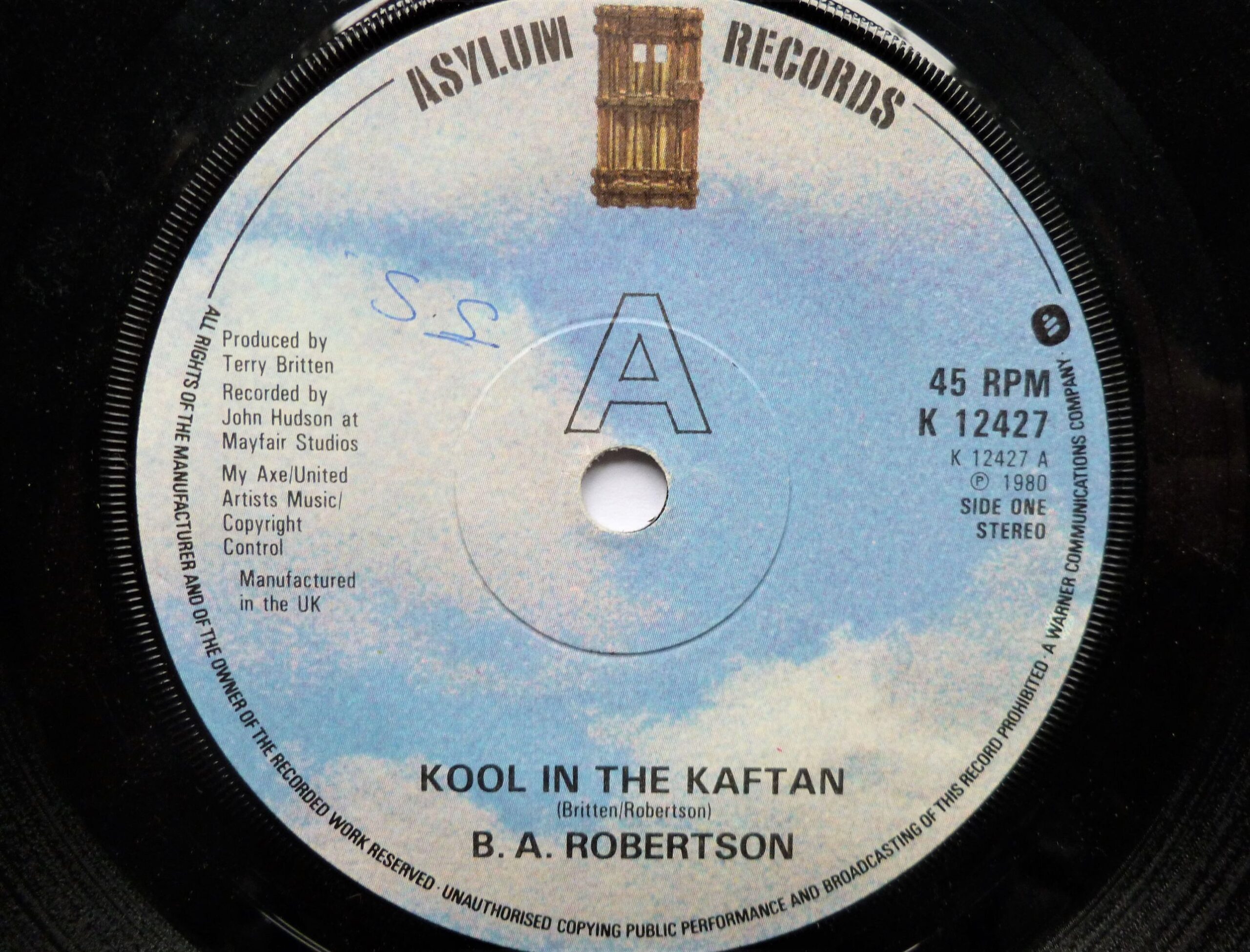 BA Robertson Kool In The Kaftan 7" Asylum K12427 EX/EX 1989 pop-up picture sleeve, there are handwritten initials on label - Image 2