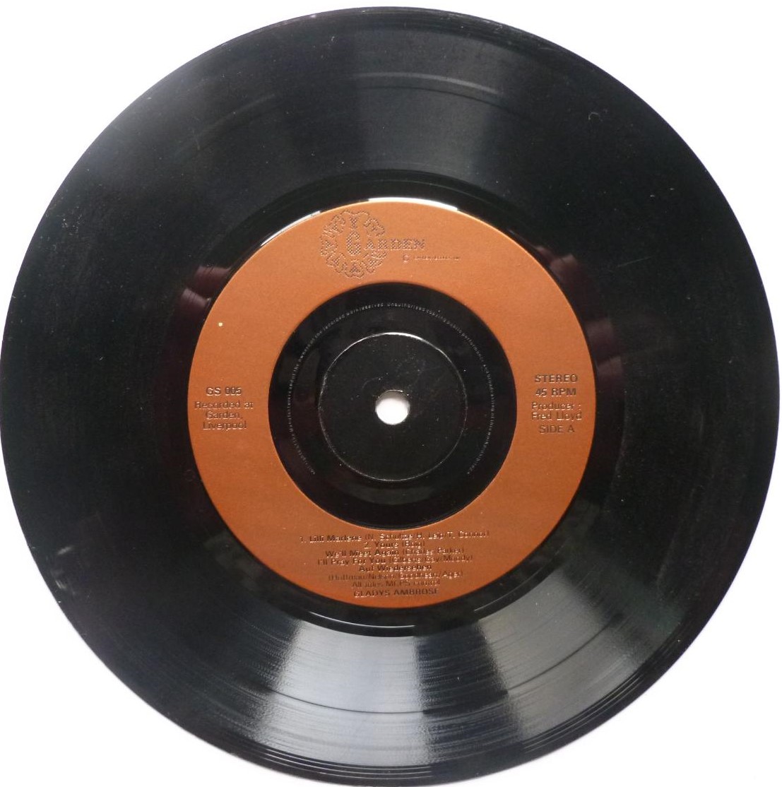 Gladys Ambrose Lilli Marlene 7" Garden GS005 VG 1990s 7-track single, record looks VG. It plays well with odd ticks and there is a one minute audible scratch on side one. White sleeve is quite tatty. It is signed Yours in song Gladys Ambrose Julia Brogan (Brookside)" - Image 2