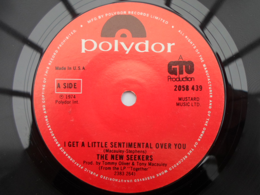 New Seekers I Get A Little Sentimental Over You 7" Polydor 2058439 EX 1974 US pressing, b-side by Peter Paul & Marty
