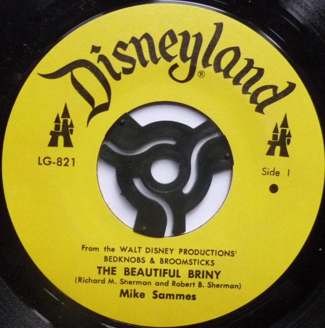 Mike Sammes Beautiful Briny 7" Disneyland LG821 EX/EX 1971 picture sleeve, US pressing, as Mike Sammes Singers, music from Bedknobs & Broomsticks - Image 4