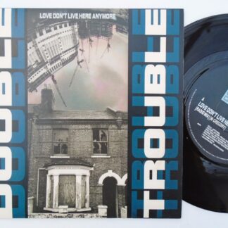 Double Trouble Love Don't Live Here Anymore 7" Desire WANT32 EX /EX 1990 picture sleeve