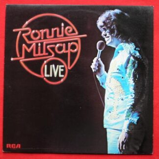 Ronnie Milsap Ronnie Milsap Live LP RCA PL 12043 EX /EX 1976 Tracks: Introduction-Ralph Emery, Pure Love, Medley: I Hate You & That Girl Who Waits On Tables, Welcome-Talk By Ronnie Milsap, Medley: I'[m A Stand By My Woman Man & What Goes On When The Sun Goes D