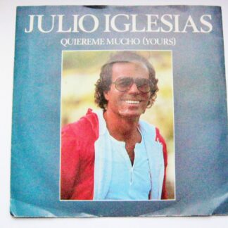 Julio Iglesias Quiereme Mucho 7" CBS A1939 EX/EX 1981 picture sleeve