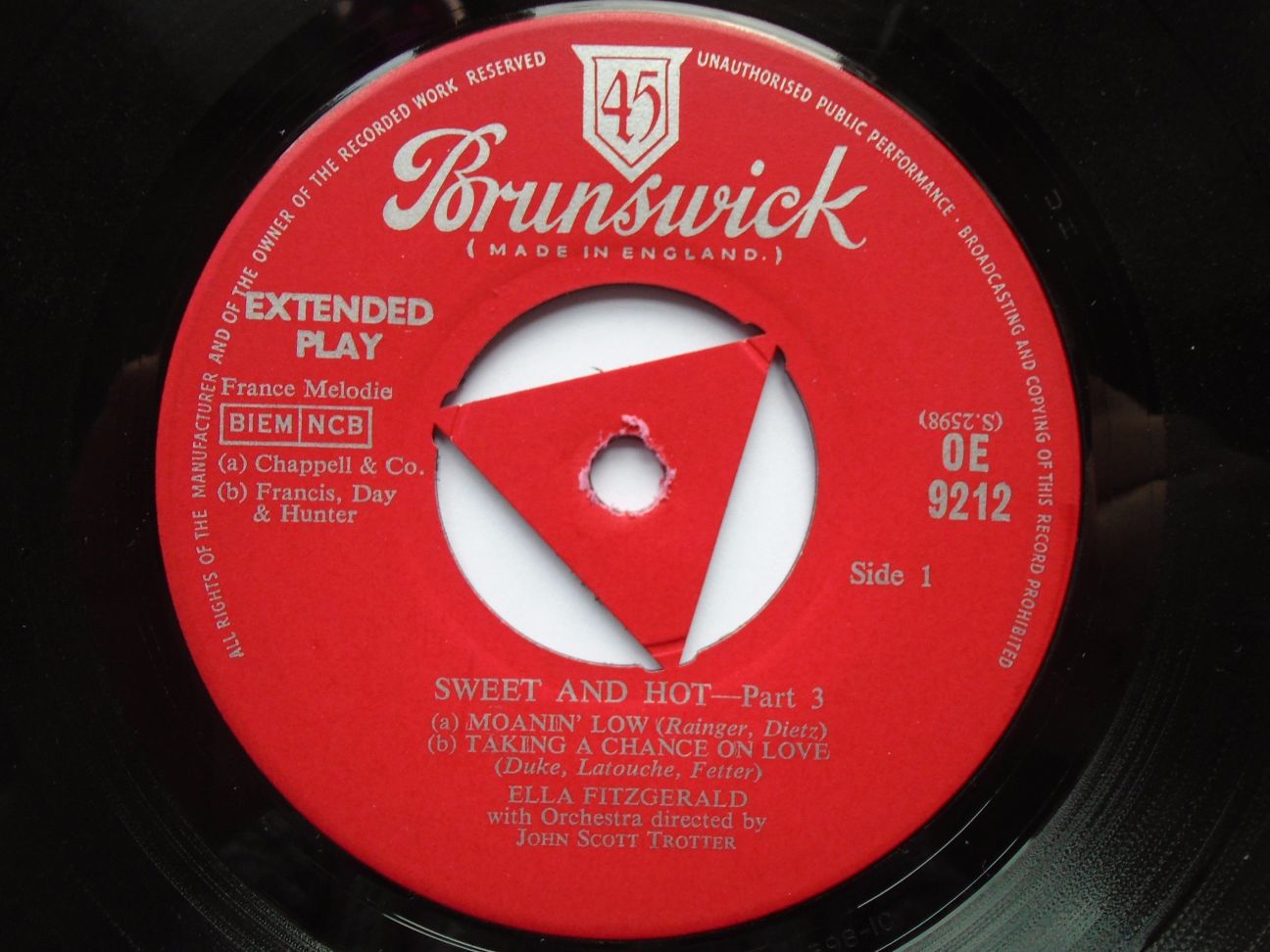 Ella Fitzgerald Sweet And Hot Part 3 EP Brunswick OE9212 1950s RECORD ONLY - sleeve is missing. Tracks: Moanin' Low, Taking a Chance On Love, (If You Can't Sing It) You'll Have To Swing It