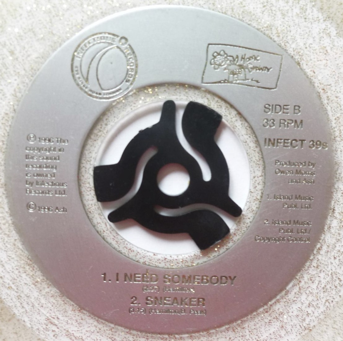 Ash Goldfinger 7" Infectious INFECT39S VG 1996 clear vinyl with gold glitter, record has machine-cut centre - Image 3