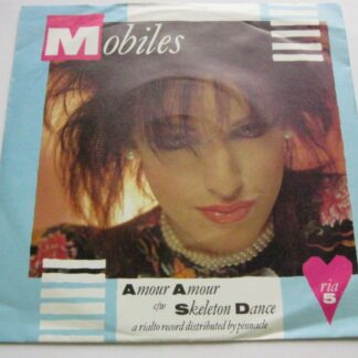 Mobiles Amour Amour 7" Rialto RIA5 EX/VG 1982 picture sleeve